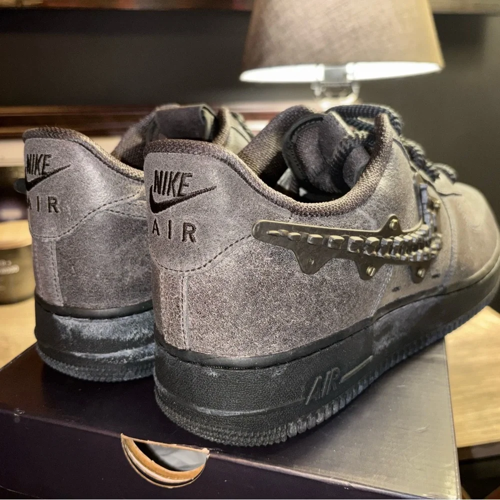 Nike Air Force 1 ‘07 LV8 Anthracite - Picture 8 of 9